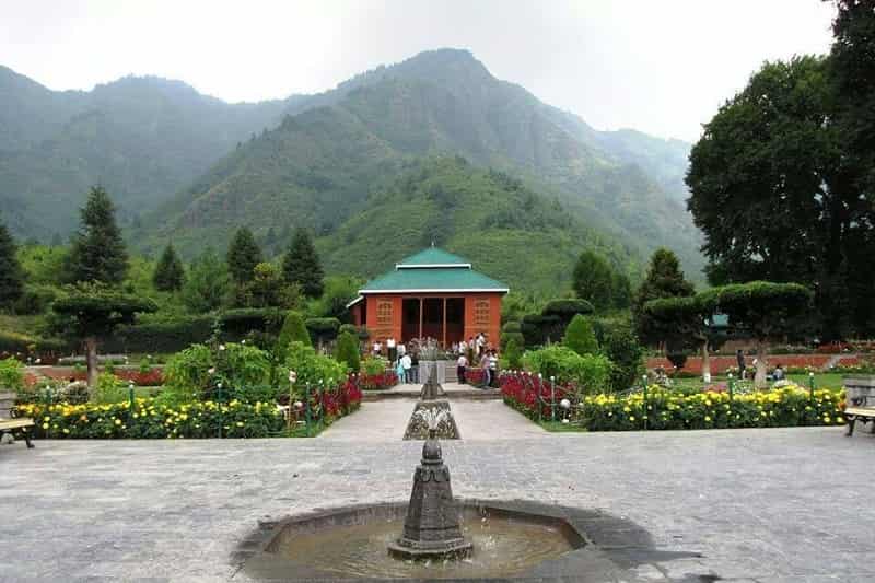 Mughal-Garden-Srinagar.jpg?profile=RESIZE_710x