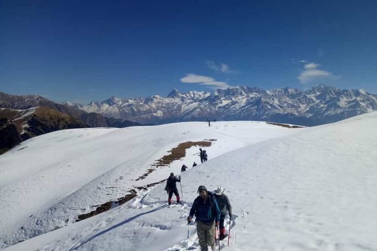 dayara bugyal trek in july